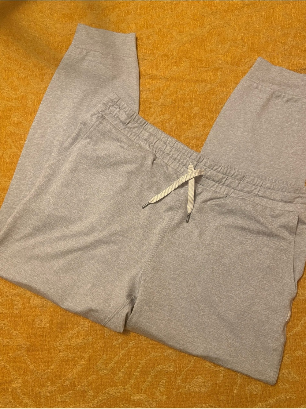 Vuori Heather Gray Joggers
